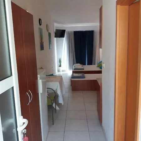 Studio Duce 13694b *